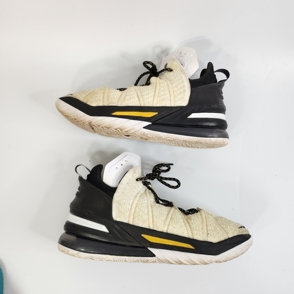 Nike LeBron XVIII 18 'Home' White Amarillo Black CQ9283-100 Men's Size 8.5 Shoes - Picture 15 of 16